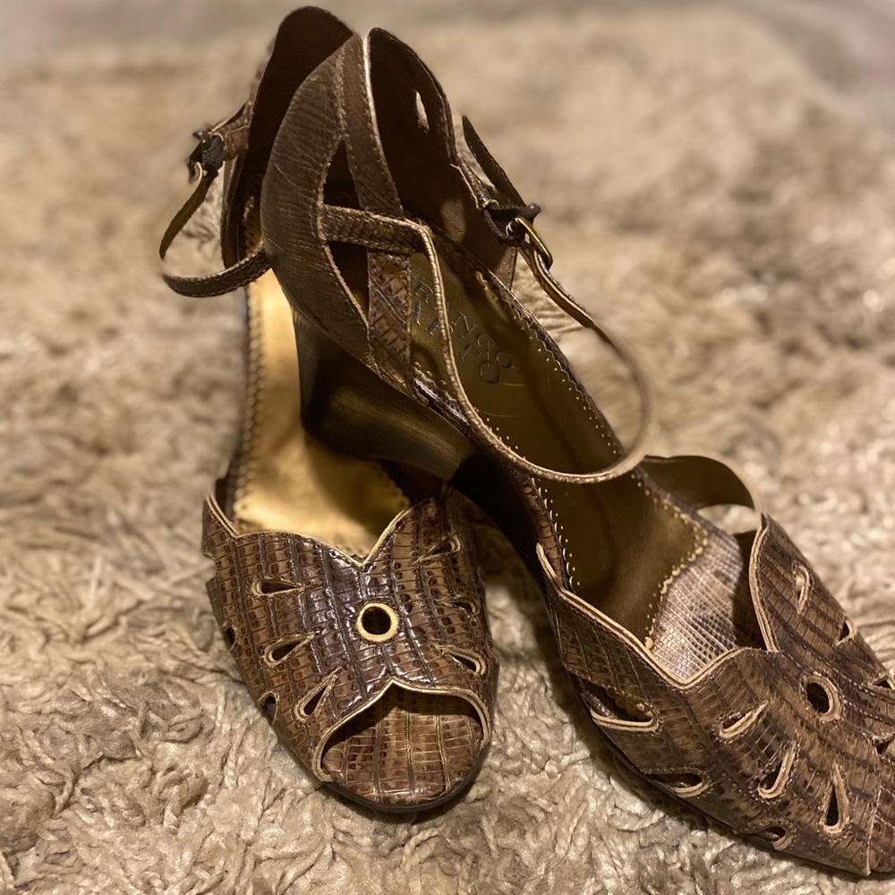 Franco Sarto Brown Cutout Peep Toe Wedge Heels 8